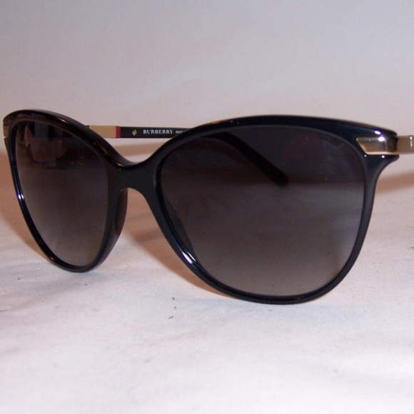 Burberry Accessories - NWT Womens Gray Gradient Burberry Sunglasses